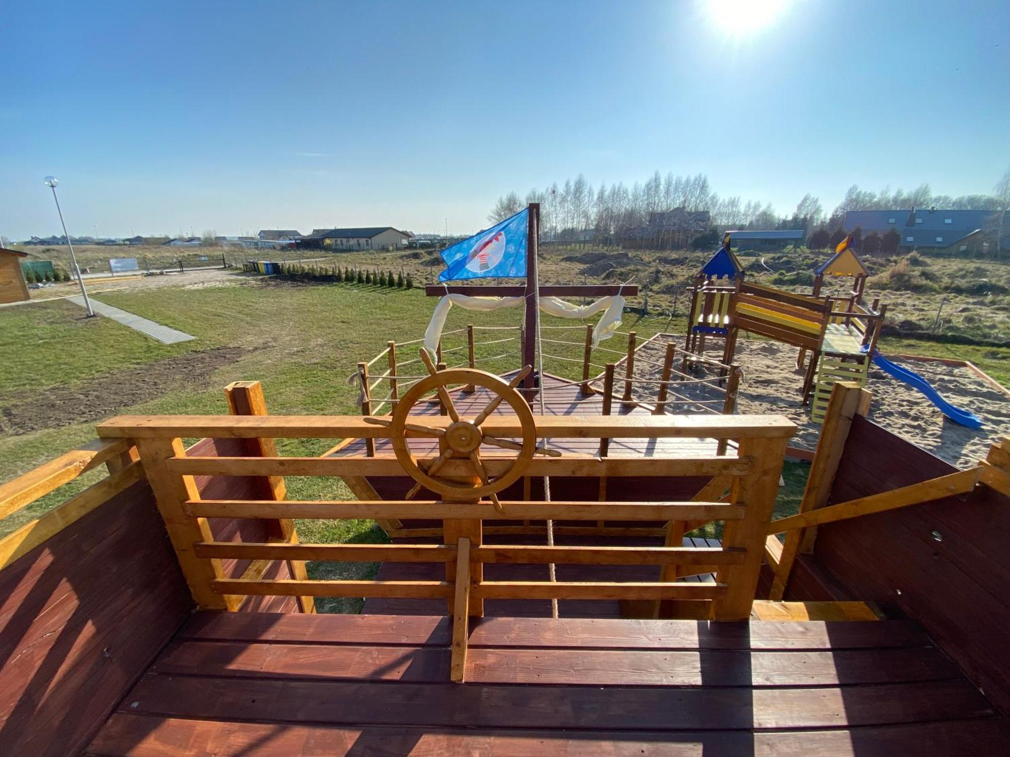Pirat Gaski Buitenkant foto